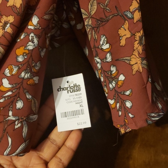 Shirt - Picture 3 of 4